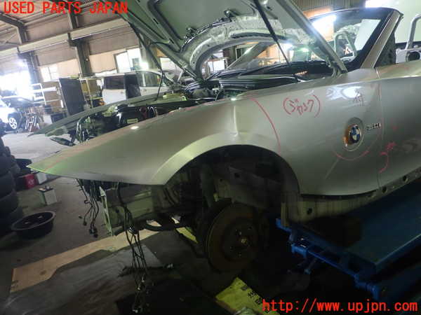1UPJ-27261082]BMW Z4 ロードスター(BT30 E85)左前フェンダー ジャンク部品取り_m0001.jpg