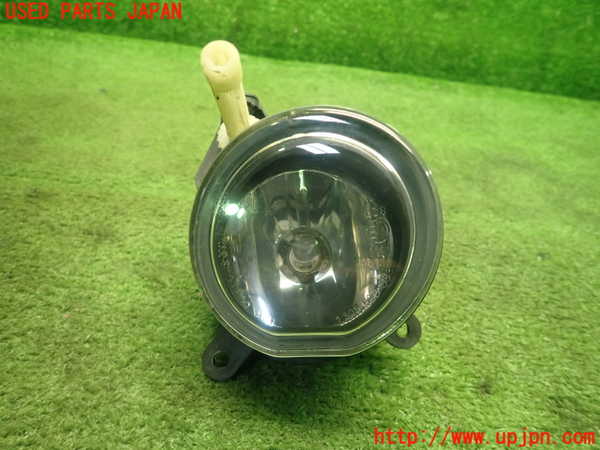 1UPJ-27261180]BMW Z4 ロードスター(BT30 E85)右フォグ 中古_m0001.jpg