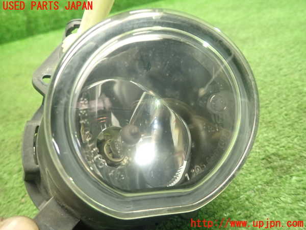1UPJ-27261180]BMW Z4 ロードスター(BT30 E85)右フォグ 中古_m0002.jpg