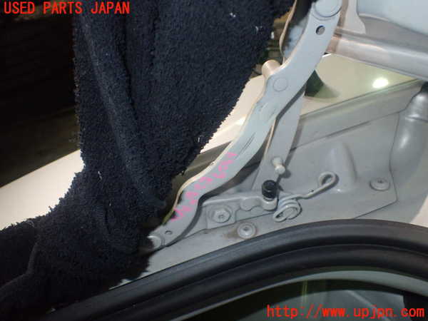 1UPJ-27261513]BMW Z4 ロードスター(BT30 E85)トランクヒンジ1 中古_m0004.jpg