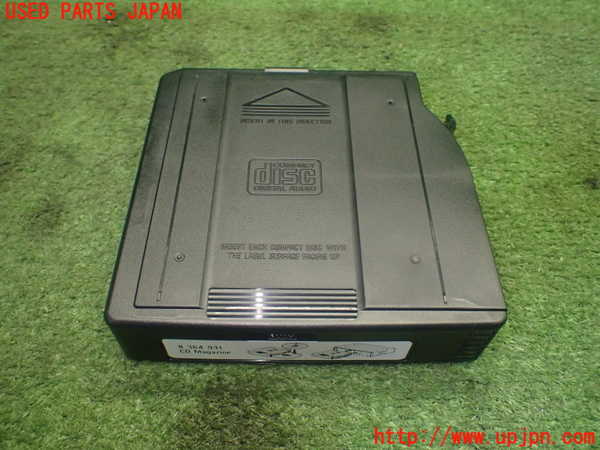 1UPJ-27266505]BMW Z4 ロードスター(BT30 E85)CDチェンジャー 中古_m0005.jpg