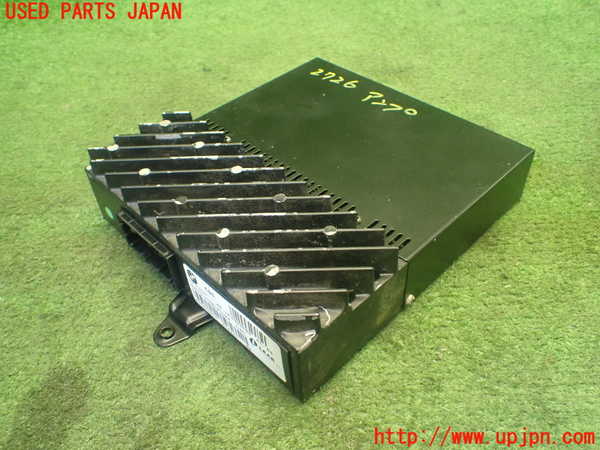 1UPJ-27266525]BMW Z4 ロードスター(BT30 E85)アンプ 中古_m0001.jpg