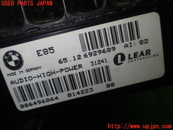 1UPJ-27266525]BMW Z4 ロードスター(BT30 E85)アンプ 中古_m0004.jpg