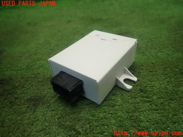 1UPJ-27266147]BMW Z4 ロードスター(BT30 E85)コンピューター2 (61 35-6 915 061) 中古_m0002.jpg