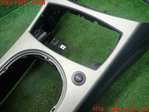 5UPJ-27267540]BMW Z4 ロードスター(BT30 E85)センターコンソール 中古_m0003.jpg