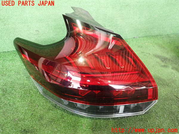2UPJ-27271536]キックス(P15)左テールランプ 中古_m0001.jpg