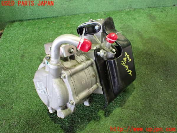 2UPJ-27276025]キックス(P15)エアコンコンプレッサー 中古_m0001.jpg