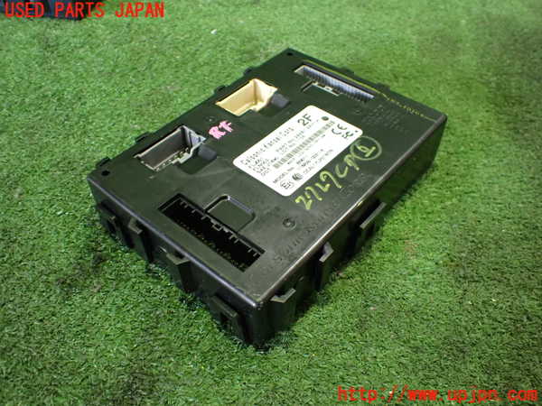 2UPJ-27276151]キックス(P15)コンピューター6 (284B1 5RY1A) 中古_m0001.jpg