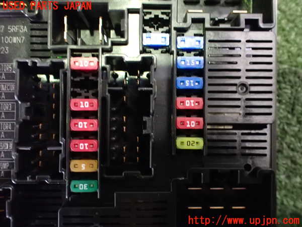 2UPJ-27276741]キックス(P15)ヒューズボックス1 中古_m0003.jpg