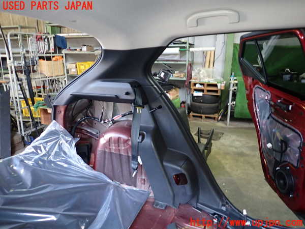 2UPJ-27277680]キックス(P15)左リアピラートリム 中古_m0001.jpg