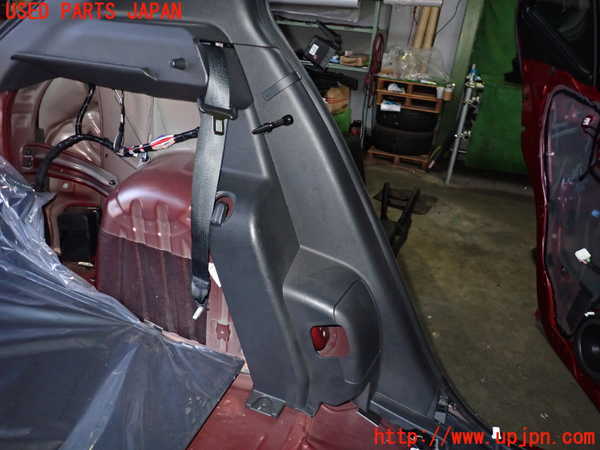 2UPJ-27277680]キックス(P15)左リアピラートリム 中古_m0003.jpg