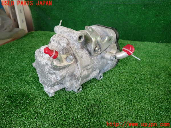 2UPJ-27286025]プリウス(ZVW51)エアコンコンプレッサー 中古_m0001.jpg