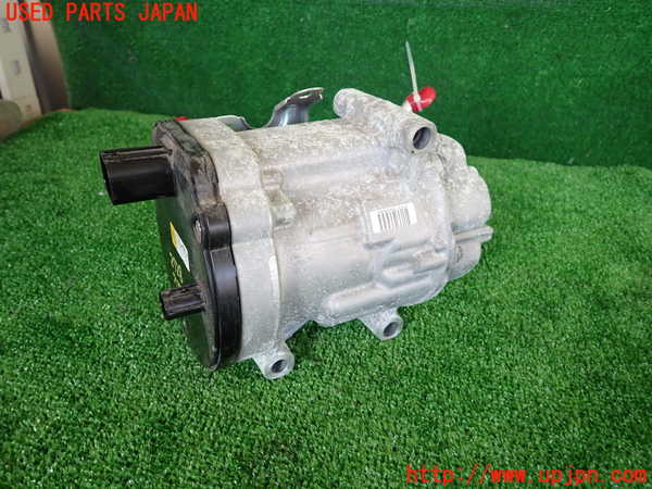 2UPJ-27286025]プリウス(ZVW51)エアコンコンプレッサー 中古_m0002.jpg