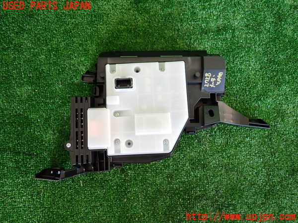 2UPJ-27286239]プリウス(ZVW51)メーター・その他 中古_m0002.jpg