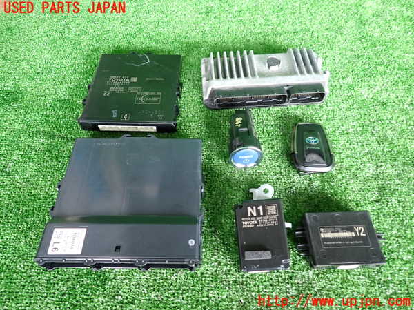 2UPJ-27286110]プリウス(ZVW51)エンジンコンピューター 中古_m0001.jpg