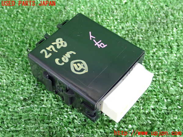 5UPJ-27286149]プリウス(ZVW51)コンピューター4 (ウィンドシールドワイパーリレー) 中古_m0002.jpg
