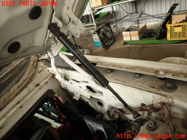 2UPJ-27291068]BMW 523d(FW20)(F10)ボンネットダンパー 中古_m0002.jpg