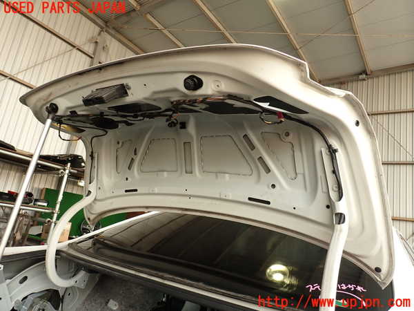 2UPJ-27291500]BMW 523d(FW20)(F10)トランク 中古_m0005.jpg