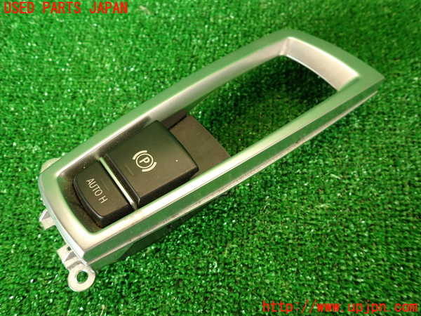 2UPJ-27296308]BMW 523d(FW20)(F10)スイッチ3 (電動パーキングブレーキ、AUTO H) 中古_m0001.jpg