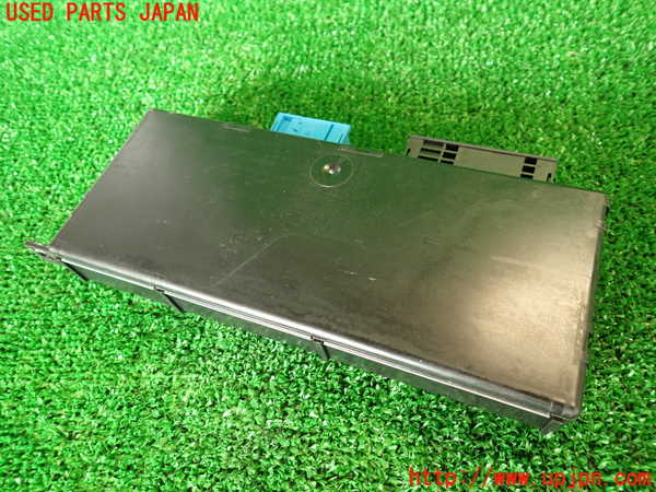 2UPJ-27296146]BMW 523d(FW20)(F10)コンピューター1 【ジャンク品】 中古_m0002.jpg