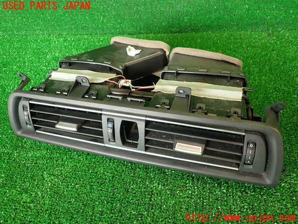 2UPJ-27297526]BMW 523d(FW20)(F10)エアコン吹き出し口1 (真中) 【ジャンク品】 中古_m0001.jpg