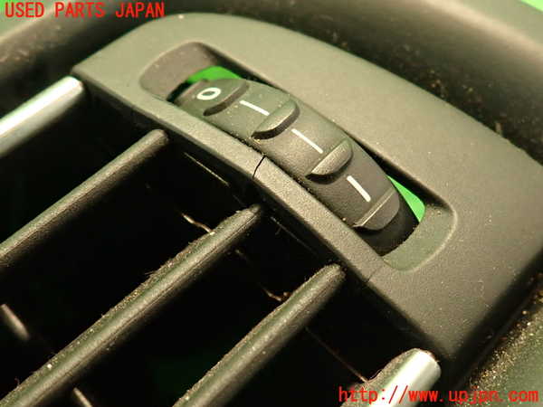 2UPJ-27297526]BMW 523d(FW20)(F10)エアコン吹き出し口1 (真中) 【ジャンク品】 中古_m0003.jpg