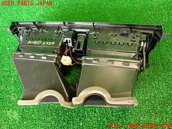 2UPJ-27297526]BMW 523d(FW20)(F10)エアコン吹き出し口1 (真中) 【ジャンク品】 中古_m0004.jpg