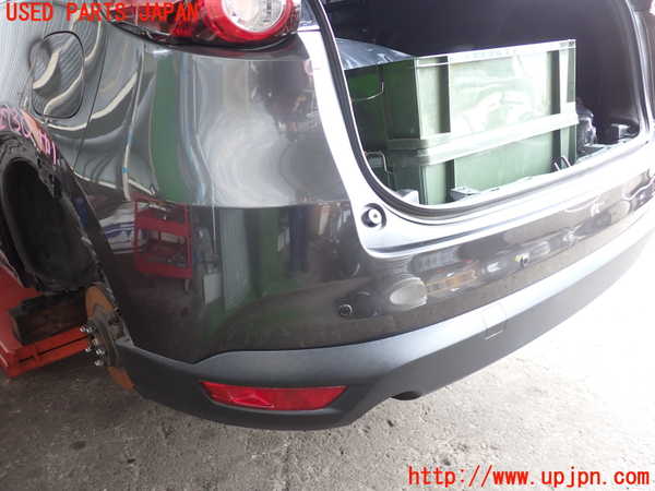 2UPJ-27301610]CX-8(KG2P)リアバンパー 中古_m0002.jpg