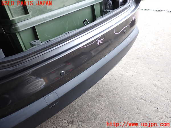 2UPJ-27301610]CX-8(KG2P)リアバンパー 中古_m0003.jpg