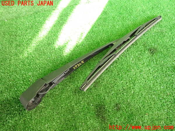 2UPJ-27301661]CX-8(KG2P)リアワイパーアーム1 中古_m0002.jpg