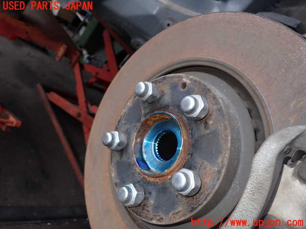 2UPJ-27304290]CX-8(KG2P)右フロントナックルハブ 中古_m0002.jpg