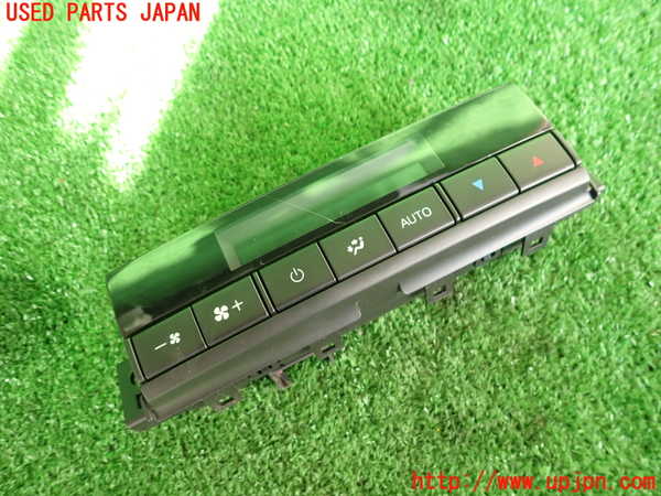 2UPJ-27306309]CX-8(KG2P)スイッチ4 (空調) 中古_m0001.jpg