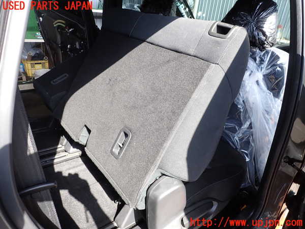 2UPJ-27307145]CX-8(KG2P)右2列目シート 中古_m0004.jpg