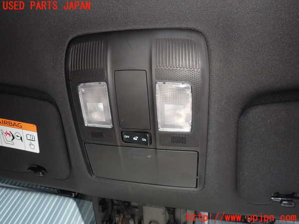 2UPJ-27306411]CX-8(KG2P)ルームランプ1 (真中 1列目) 中古_m0001.jpg