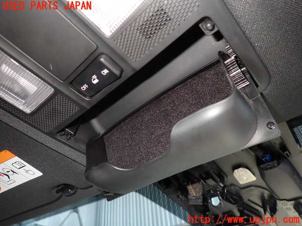 2UPJ-27306411]CX-8(KG2P)ルームランプ1 (真中 1列目) 中古_m0002.jpg