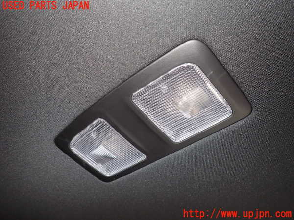 2UPJ-27306412]CX-8(KG2P)ルームランプ2 (真中 2列目) 中古_m0001.jpg