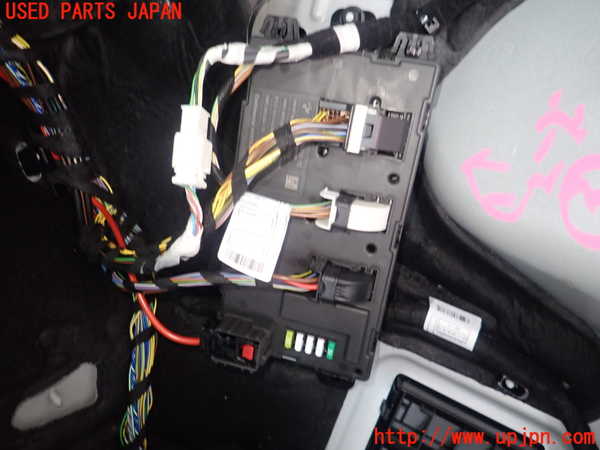 1UPJ-27316743]BMW M240i クーペ F22 (2G30)ヒューズボックス3 中古_m0001.jpg