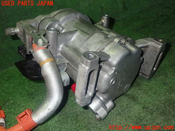 1UPJ-27326025]ステップワゴン スパーダ ハイブリッド(RP5)エアコンコンプレッサー 中古_m0003.jpg