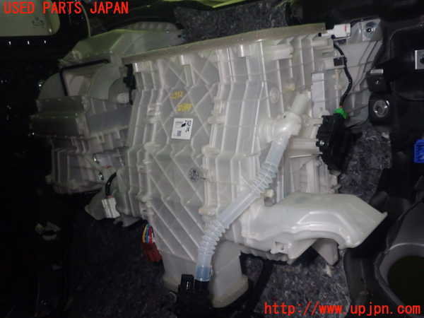 1UPJ-27326081]ステップワゴン スパーダ ハイブリッド(RP5)エバポレーター1 中古_m0002.jpg