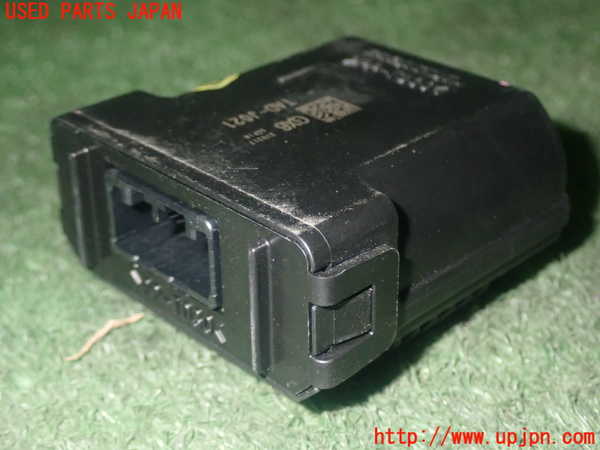 5UPJ-27326147]ステップワゴン スパーダ ハイブリッド(RP5)コンピューター2 中古_m0002.jpg