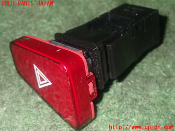 1UPJ-27326290]ステップワゴン スパーダ ハイブリッド(RP5)ハザードスイッチ 中古_m0002.jpg