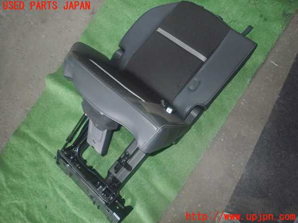 1UPJ-27327235]ステップワゴン スパーダ ハイブリッド(RP5)右3列目シート 中古_m0001.jpg