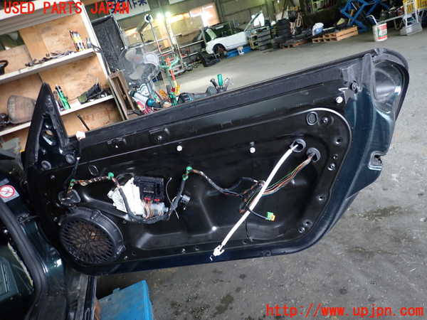 1UPJ-27331230]ポルシェ・911(99705)右ドア SEKURIT M24100 中古_m0004.jpg