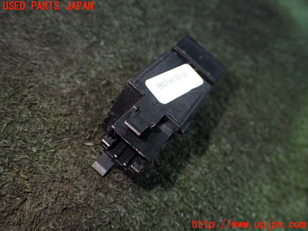 1UPJ-27336290]ポルシェ・911(99705)ハザードスイッチ 中古_m0002.jpg