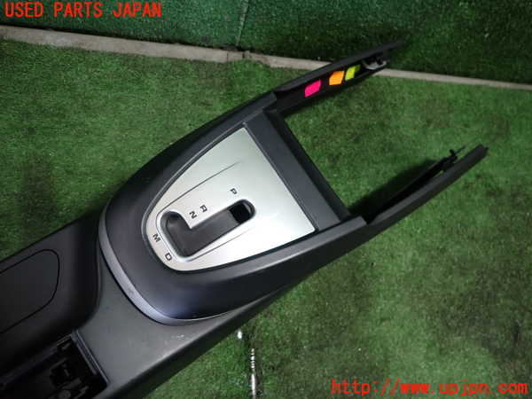1UPJ-27337540]ポルシェ・911(99705)センターコンソール 中古_m0003.jpg