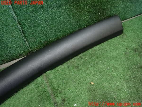 5UPJ-27337655]ポルシェ・911(99705)右フロントピラートリム 中古_m0002.jpg