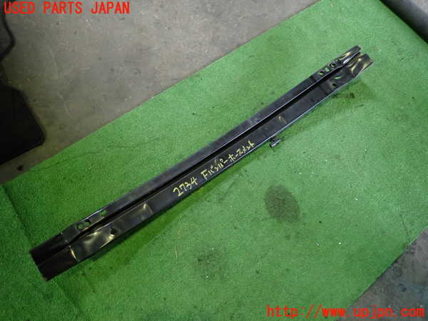 1UPJ-27341014]エスクァイアハイブリッド(ZWR80G)フロントバンパーホースメント 中古_m0003.jpg