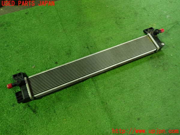1UPJ-27342322]エスクァイアハイブリッド(ZWR80G)ラジエーター2 (サブ) 中古_m0001.jpg
