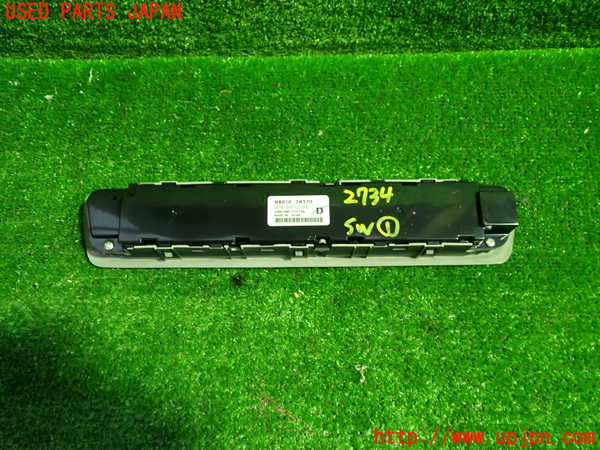 1UPJ-27346306]エスクァイアハイブリッド(ZWR80G)スイッチ1 (リヤエアコン) 中古_m0003.jpg
