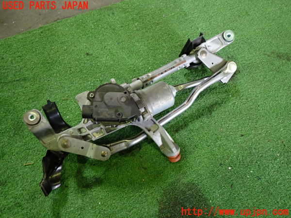 1UPJ-27346770]エスクァイアハイブリッド(ZWR80G)フロントワイパーモーター 中古_m0003.jpg